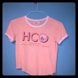 Hollister *cropped* short sleeved tee